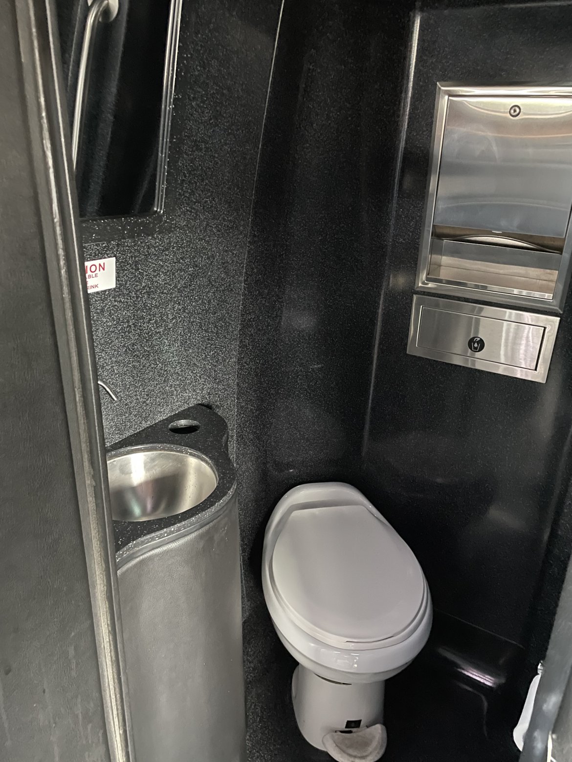 Executive Shuttle for Sale in Pasadena, MD - Photo 8