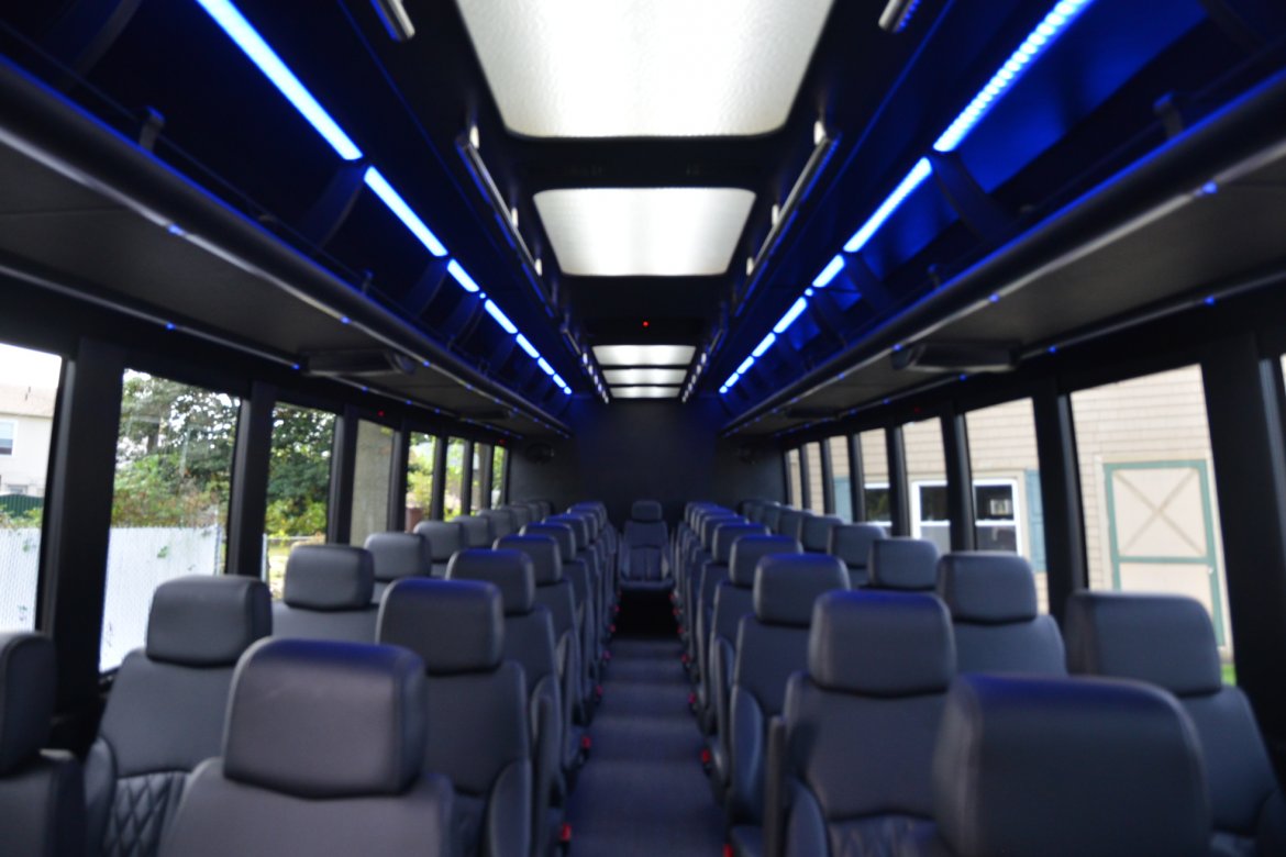 Executive Shuttle for Sale in Clinton, MD - Photo 4