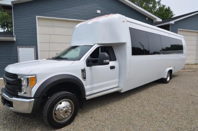 2017 Ford F550 Limo Bus for Sale in North East, PA - Main Photo