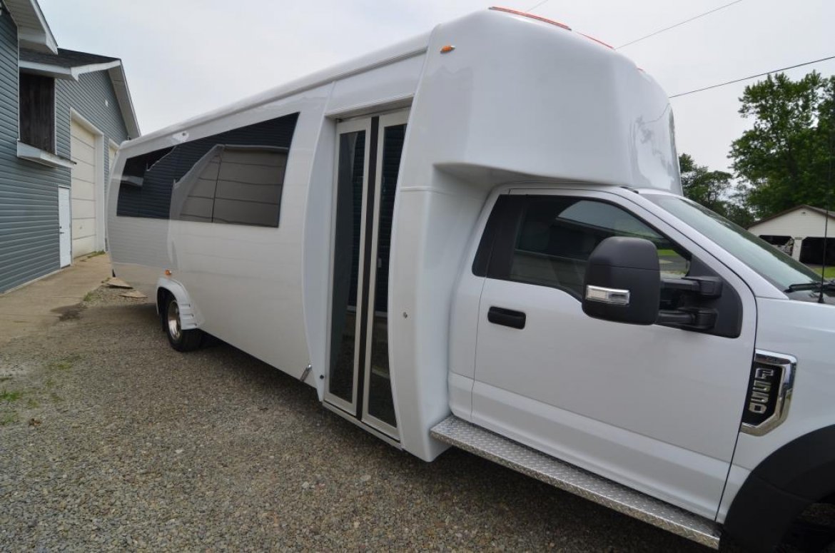 Photo of Limo Bus for sale: 2017 Ford F550 by Global Motor Coach