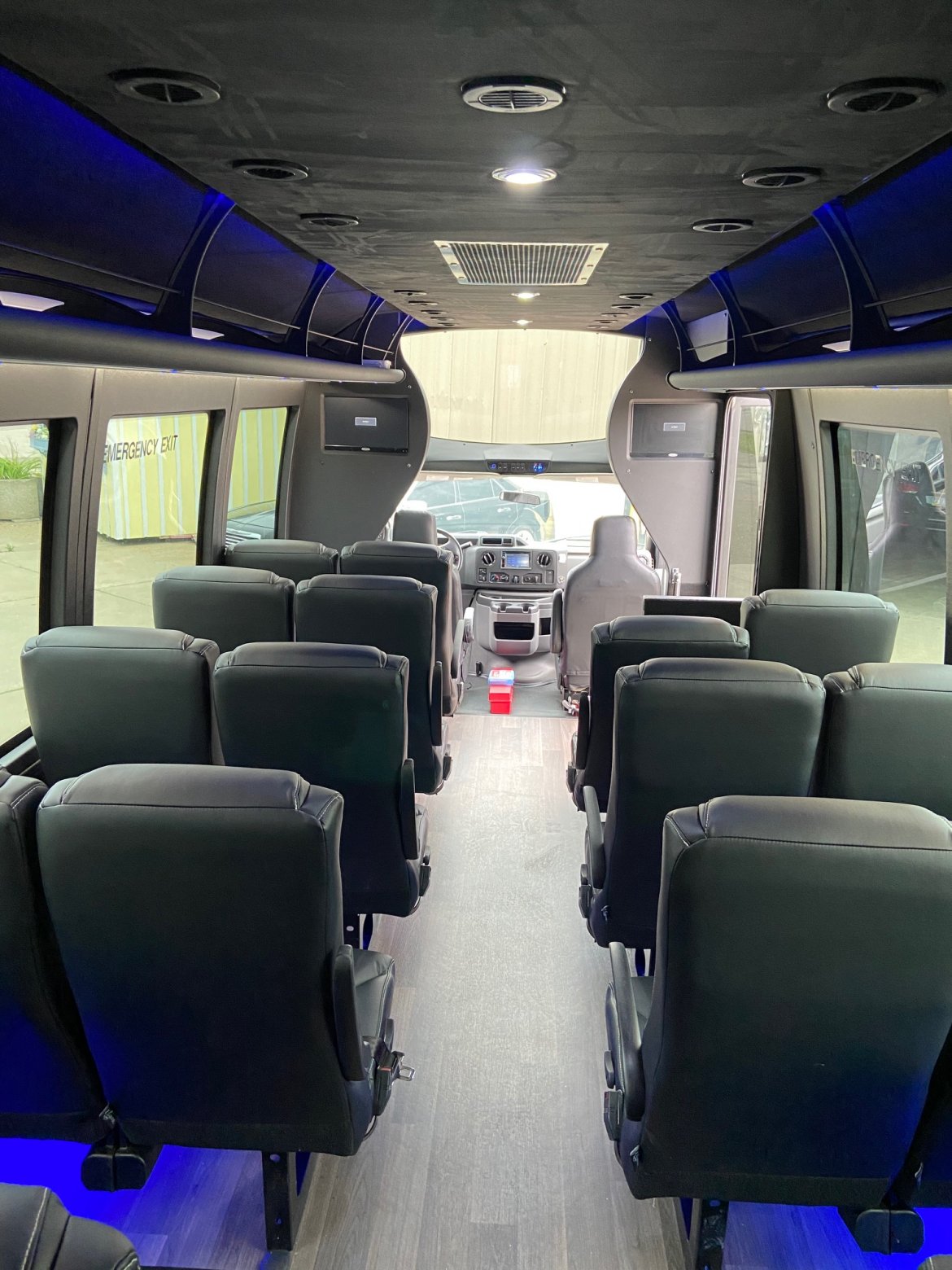Executive Shuttle for Sale in Erie, PA - Photo 20