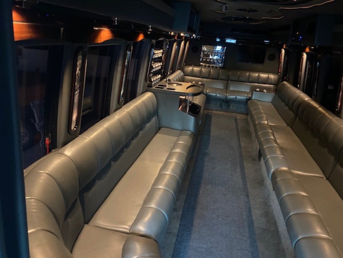 Limo Bus for Sale in Erie, PA - Photo 2