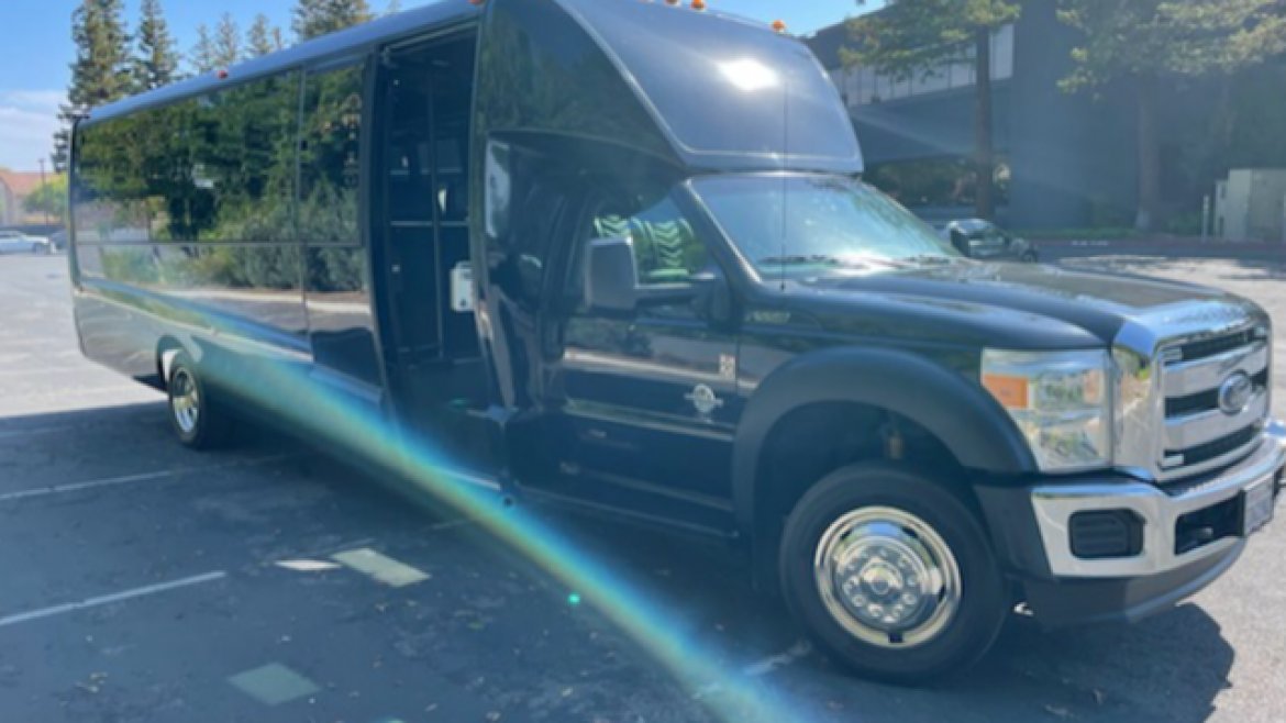 Shuttle Bus for Sale in ANAHEIM, CA - Photo 2