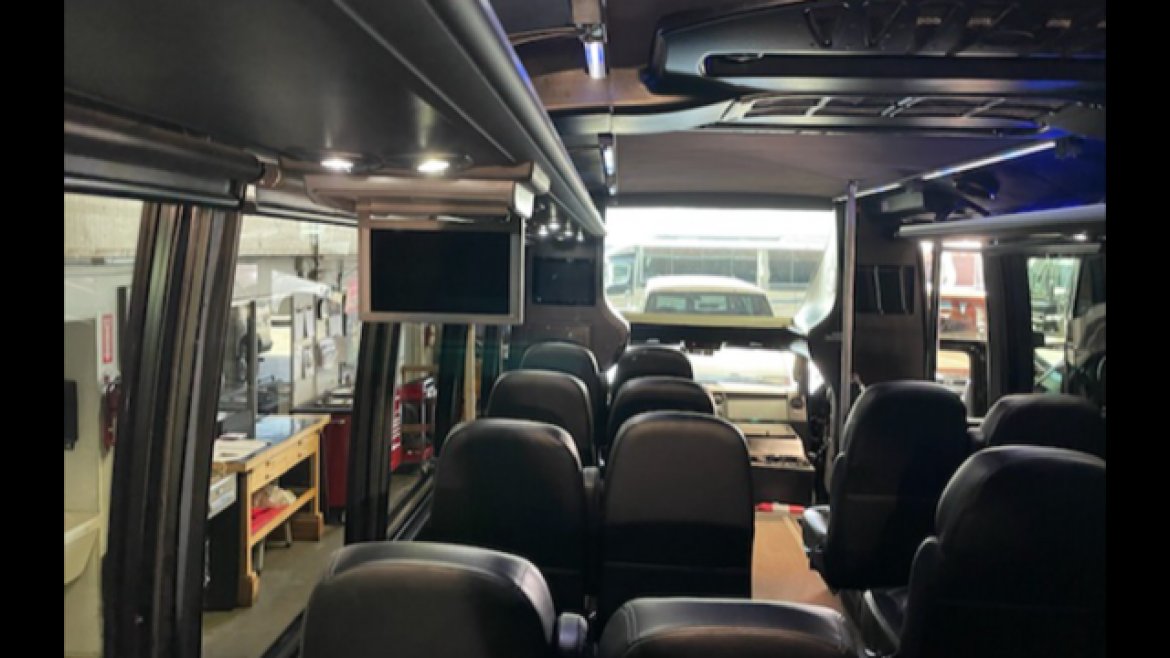 Shuttle Bus for Sale in ANAHEIM, CA - Photo 4