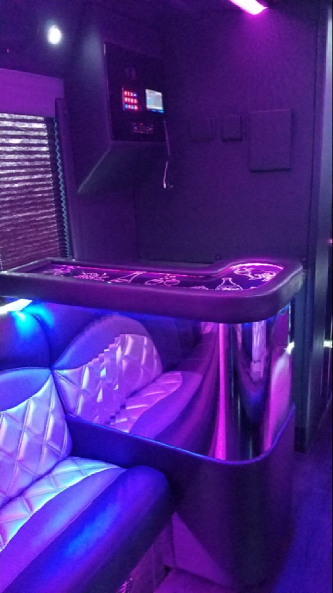 Limo Bus for Sale in ANAHEIM, CA - Photo 7