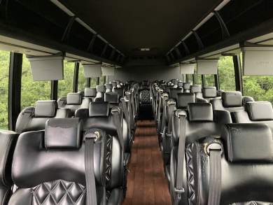 2013 Ford F-650 Executive Shuttle for Sale in Austin, TX - Photo 2