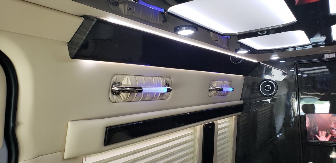 Sprinter for Sale in Houston, TX - Photo 33