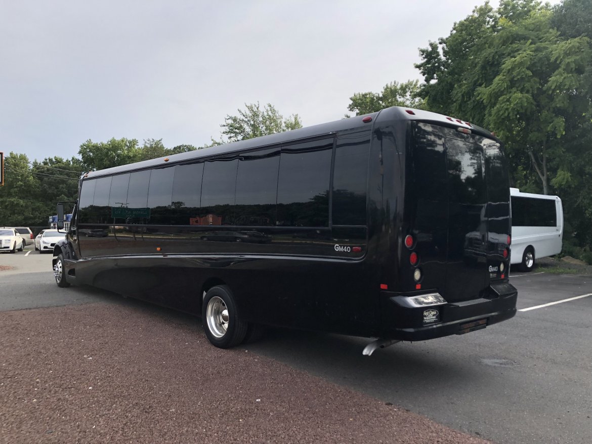 Shuttle Bus for Sale in Morganville, NJ - Photo 5