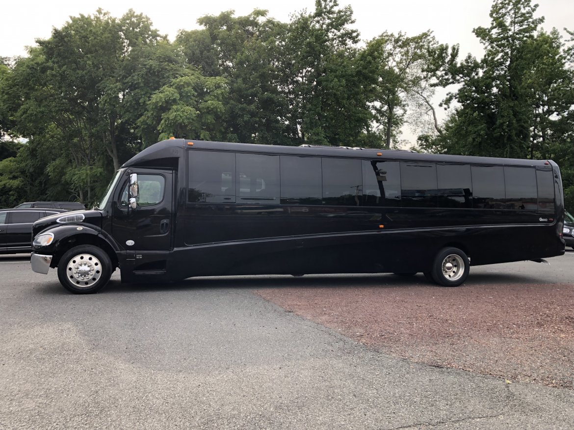 Shuttle Bus for Sale in Morganville, NJ - Photo 6