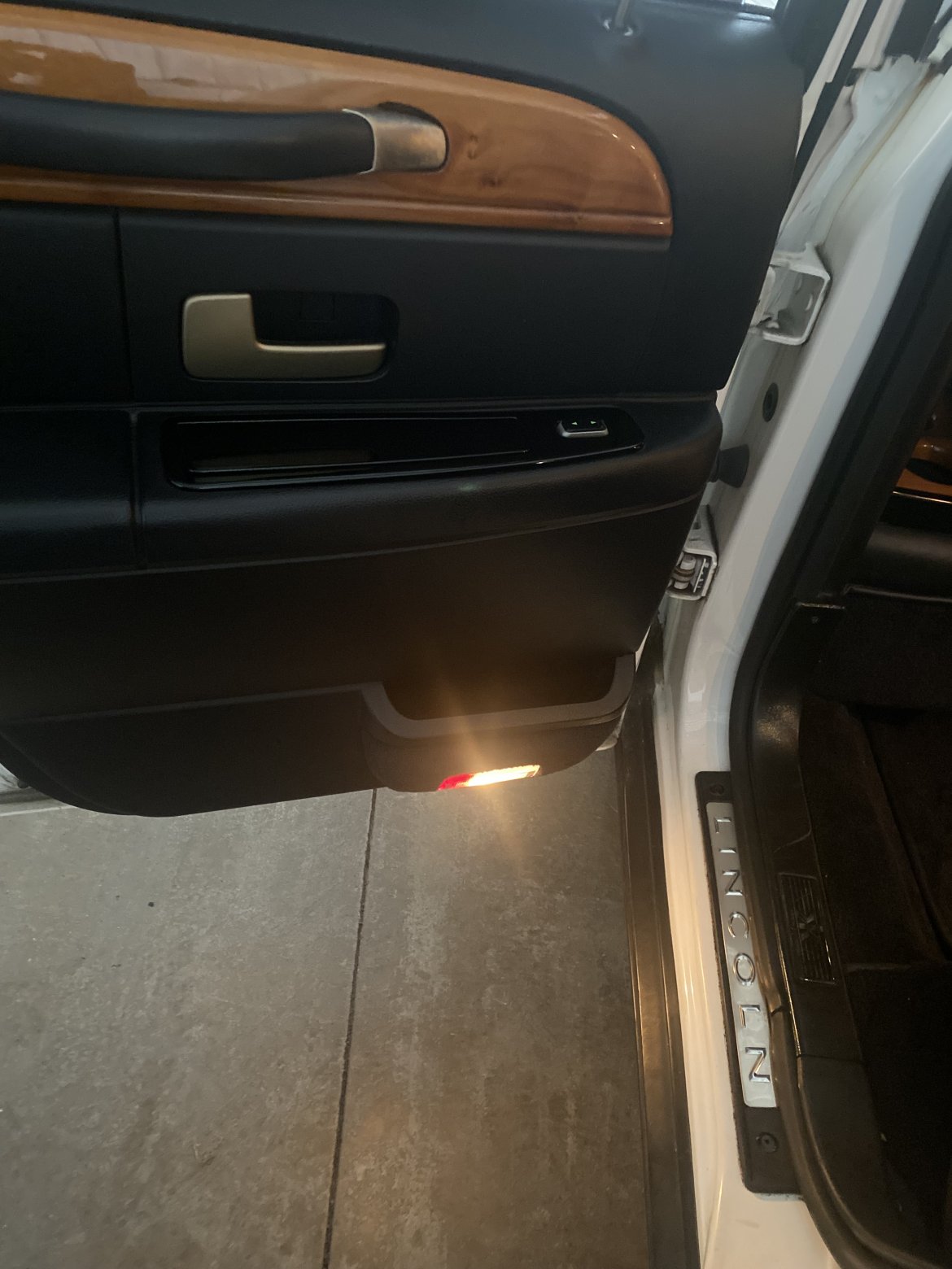 Limousine for Sale in Rochester, NY - Photo 9