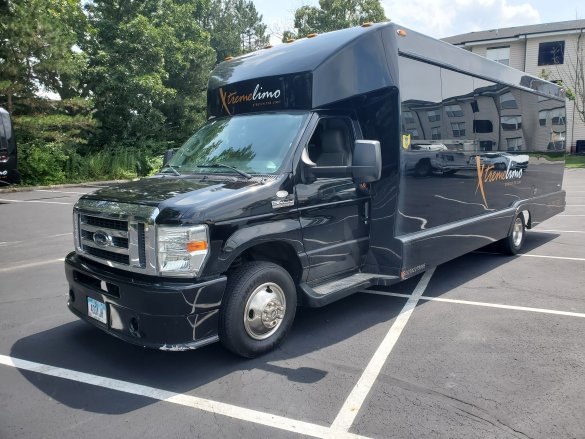 2011 Ford E450 Limo Bus for Sale in Columbus, OH - Main Photo