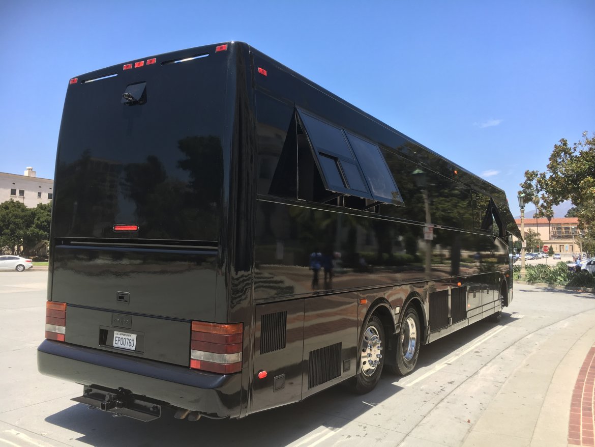 Limo Bus for Sale in Sylmar, CA - Photo 9