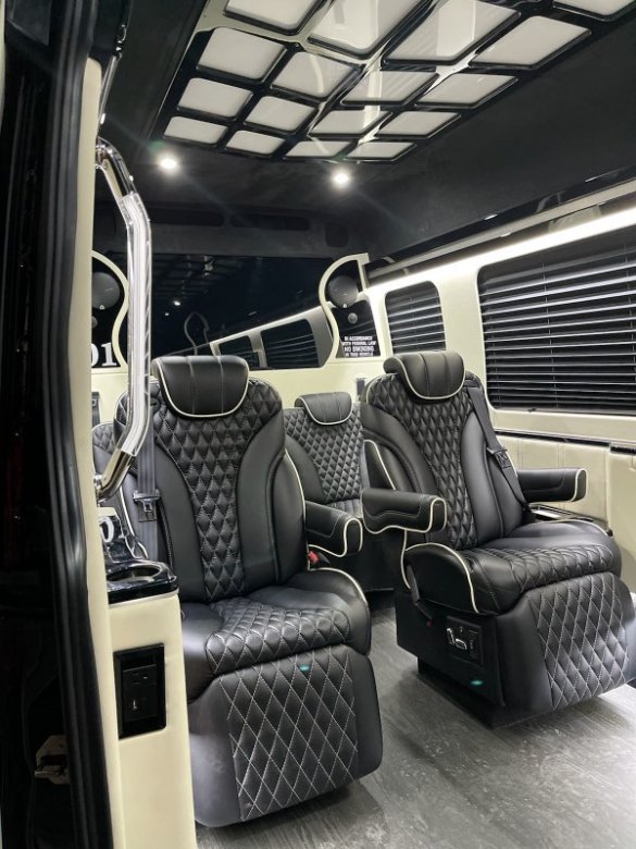 2019 Mercedes-Benz Sprinter 2500 Sprinter for Sale in Doylestown, PA - Photo 2