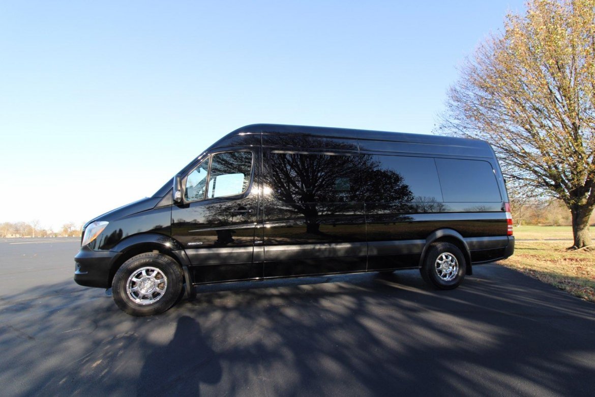 Limo Bus for Sale in Tampa, FL - Photo 4