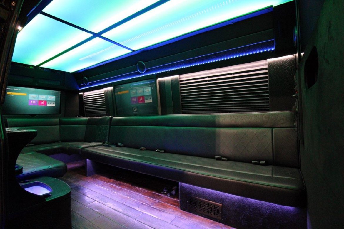 Limo Bus for Sale in Tampa, FL - Photo 7