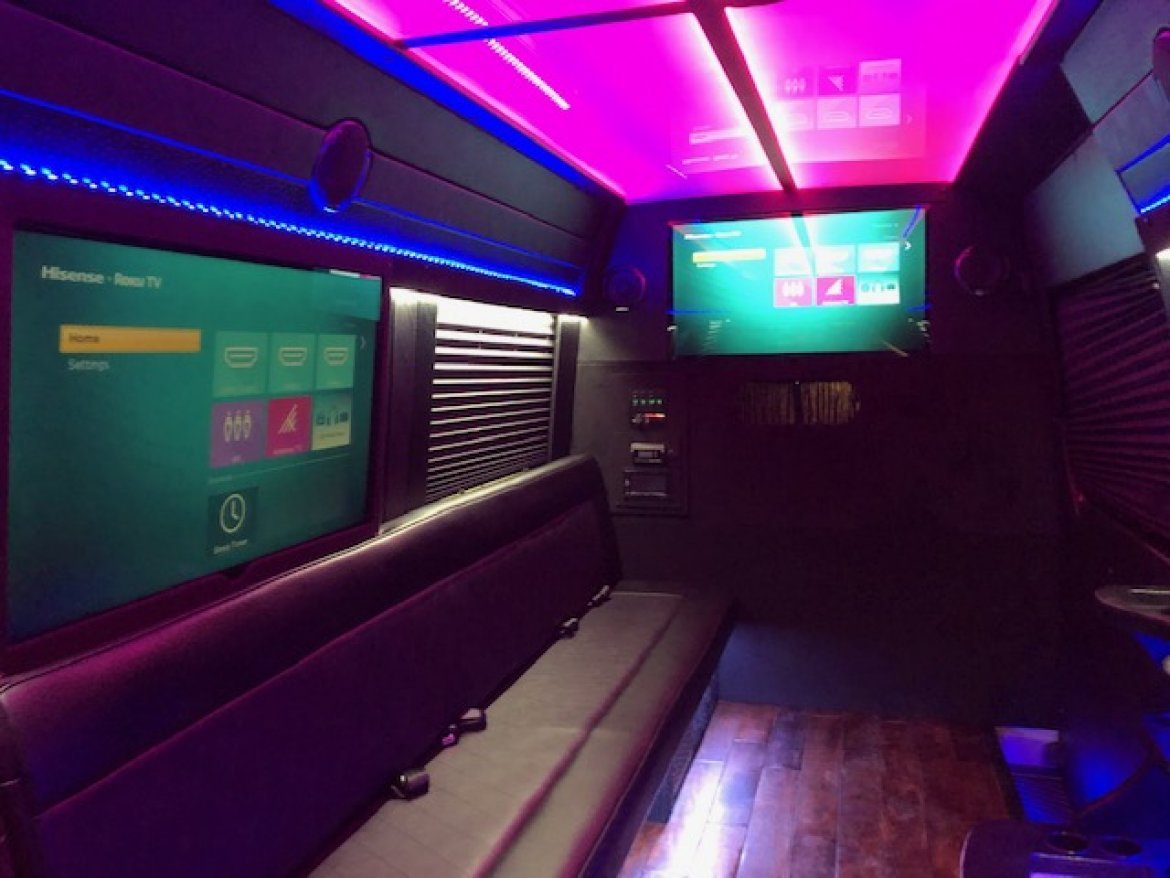 Limo Bus for Sale in Tampa, FL - Photo 12