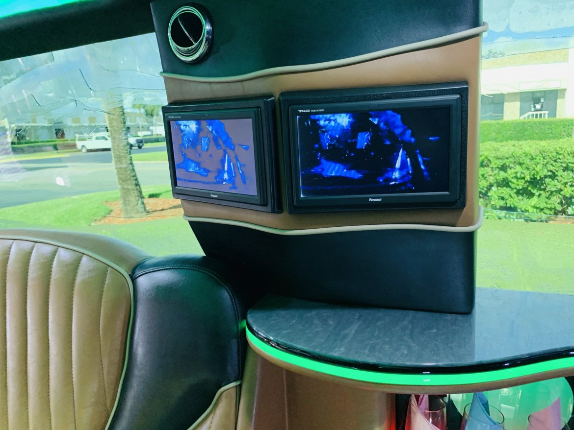 SUV Stretch for Sale in Orlando, FL - Photo 8