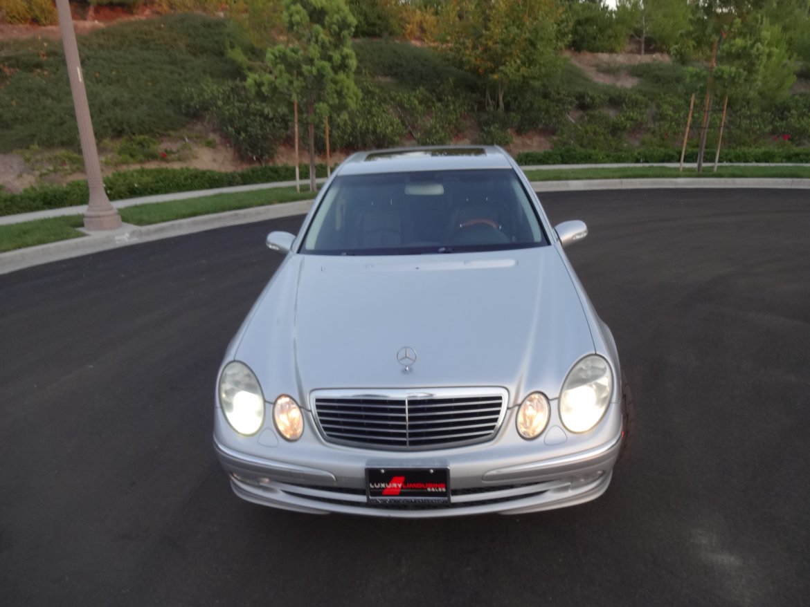 Photo of Sedan for sale: 2003 Mercedes-Benz E-320