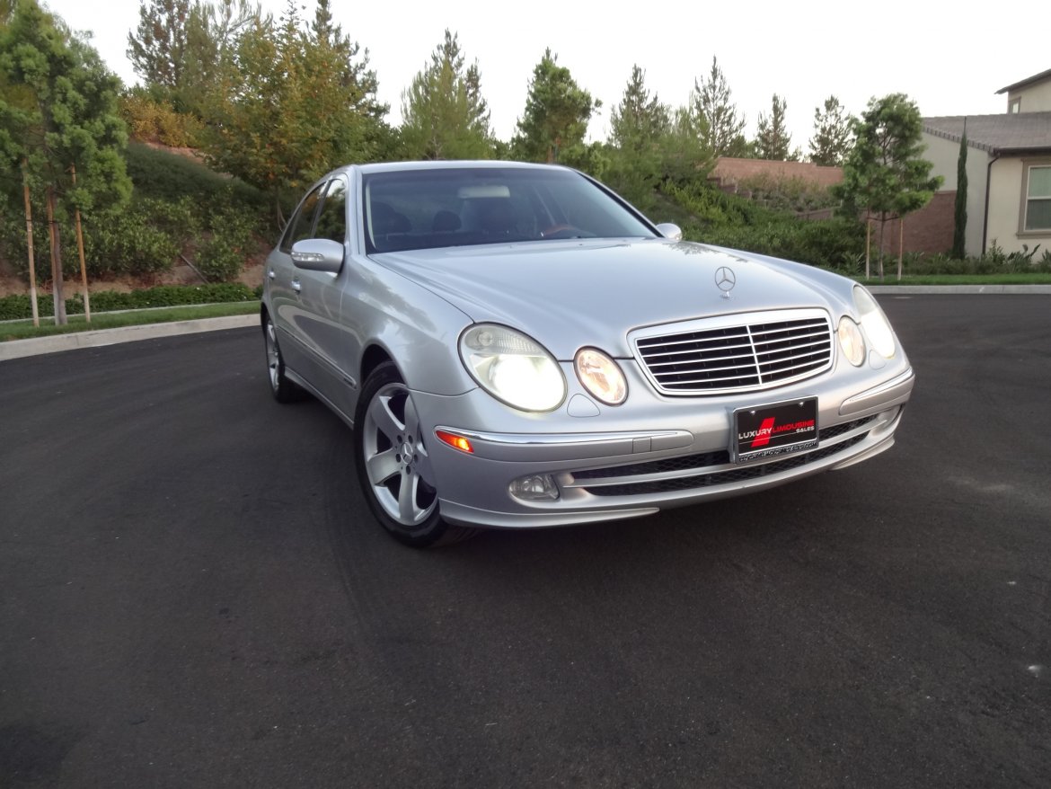 Photo of Sedan for sale: 2003 Mercedes-Benz E-320