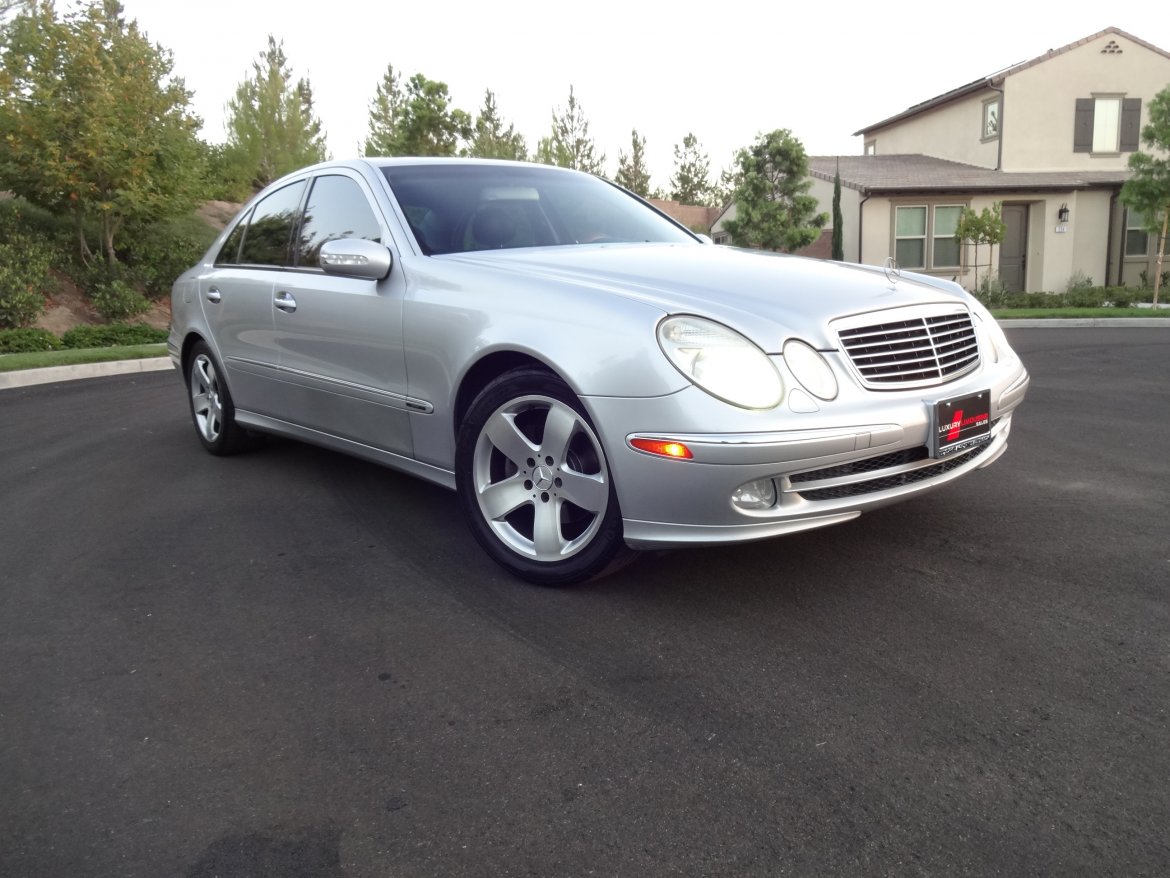 Photo of Sedan for sale: 2003 Mercedes-Benz E-320
