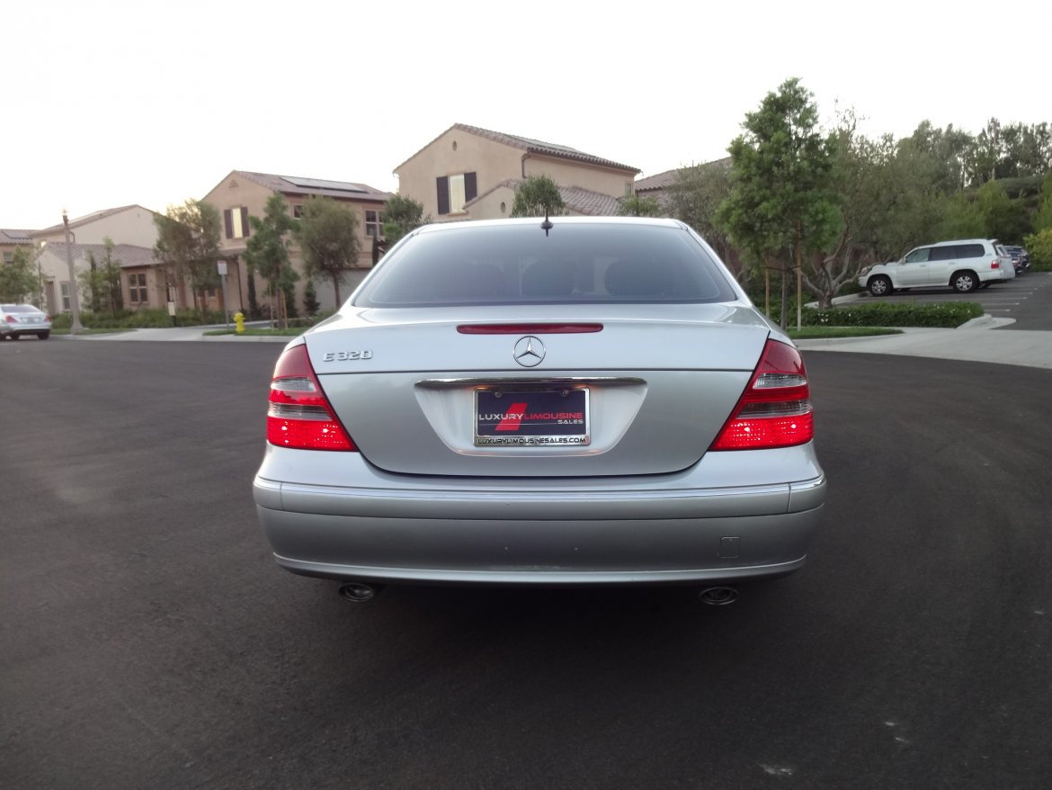 Photo of Sedan for sale: 2003 Mercedes-Benz E-320