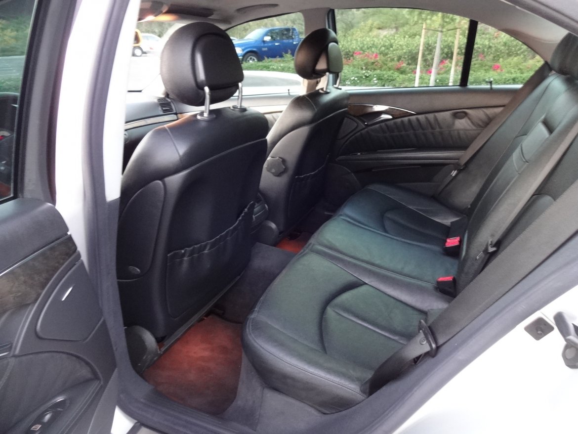 Photo of Sedan for sale: 2003 Mercedes-Benz E-320