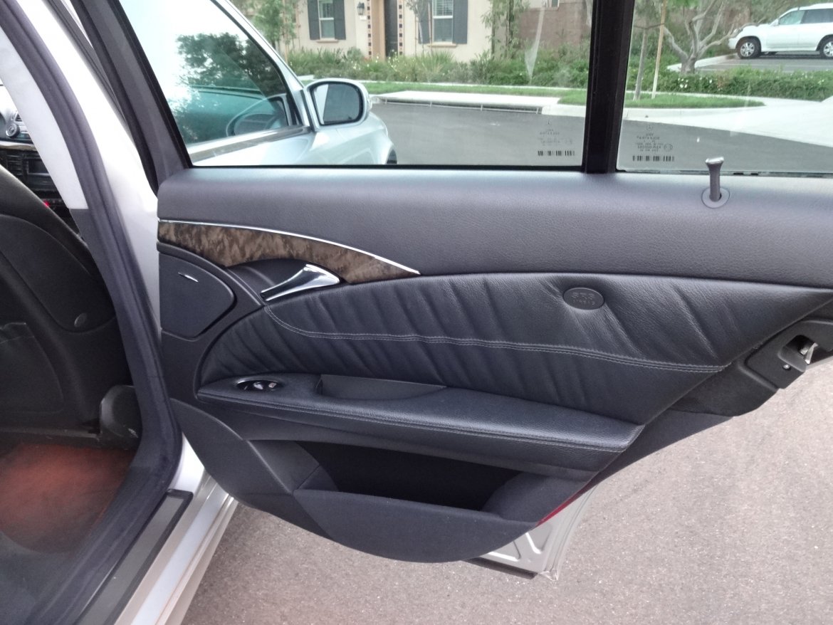 Photo of Sedan for sale: 2003 Mercedes-Benz E-320