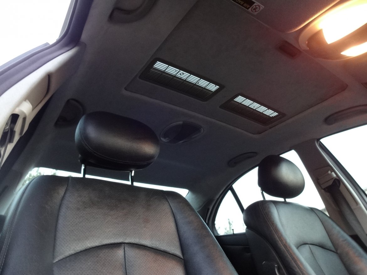 Photo of Sedan for sale: 2003 Mercedes-Benz E-320