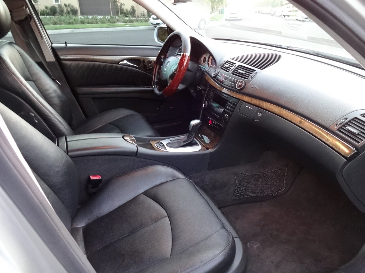 Photo of Sedan for sale: 2003 Mercedes-Benz E-320