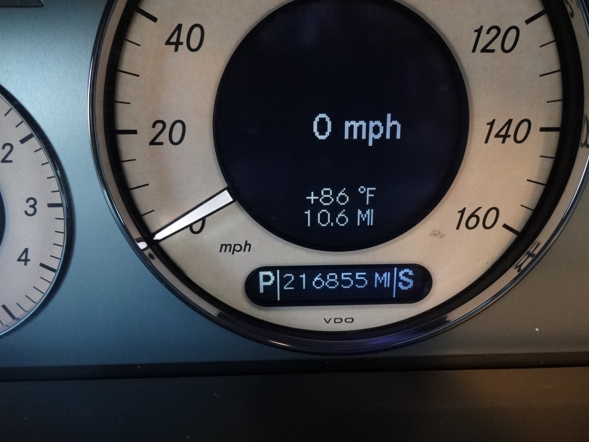 Photo of Sedan for sale: 2003 Mercedes-Benz E-320