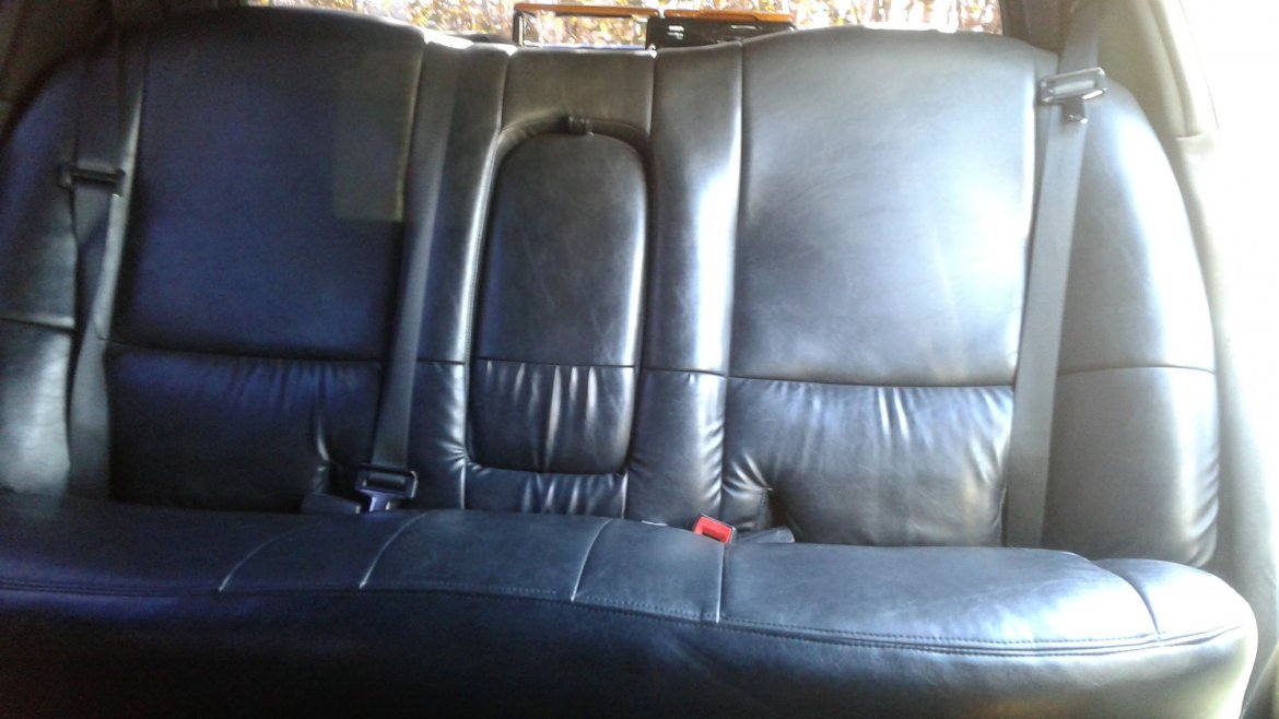 Limousine for Sale in Garden City, NY - Photo 4