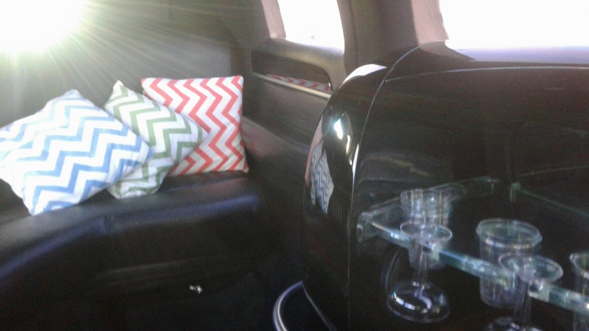 Limousine for Sale in Garden City, NY - Photo 6