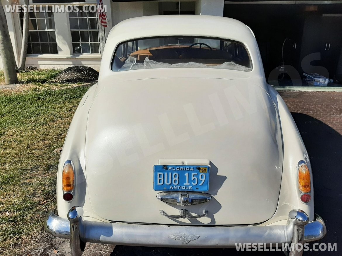 Photo of Antique for sale: 1959 Bentley S2 by Bentley