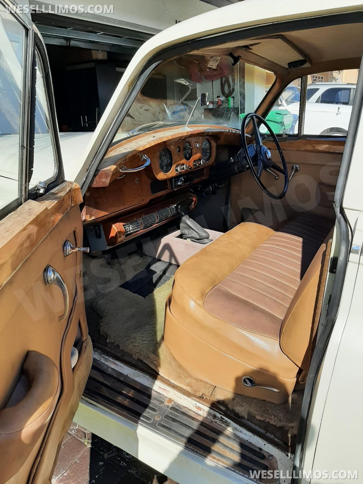 Photo of Antique for sale: 1959 Bentley S2 by Bentley