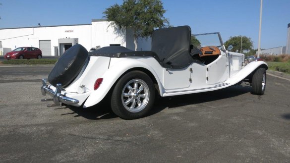 2000 VW MG SPECI CONS 4 Dr Convertible Roadster Limousine