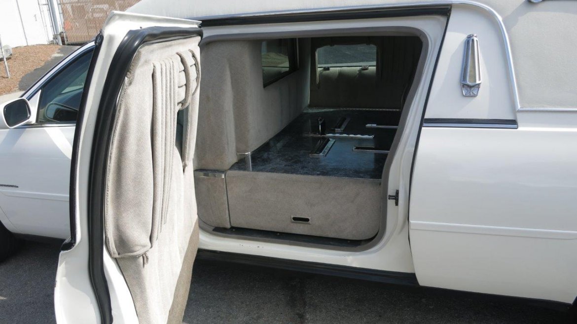 Funeral for Sale in Carson, CA - Photo 16
