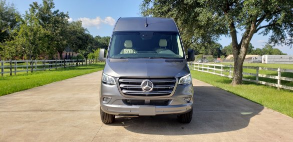 2021 Mercedes-Benz Sprinter 3500 170 EXT Midwest Luxe Sprinter for Sale in Houston, TX - Photo 2
