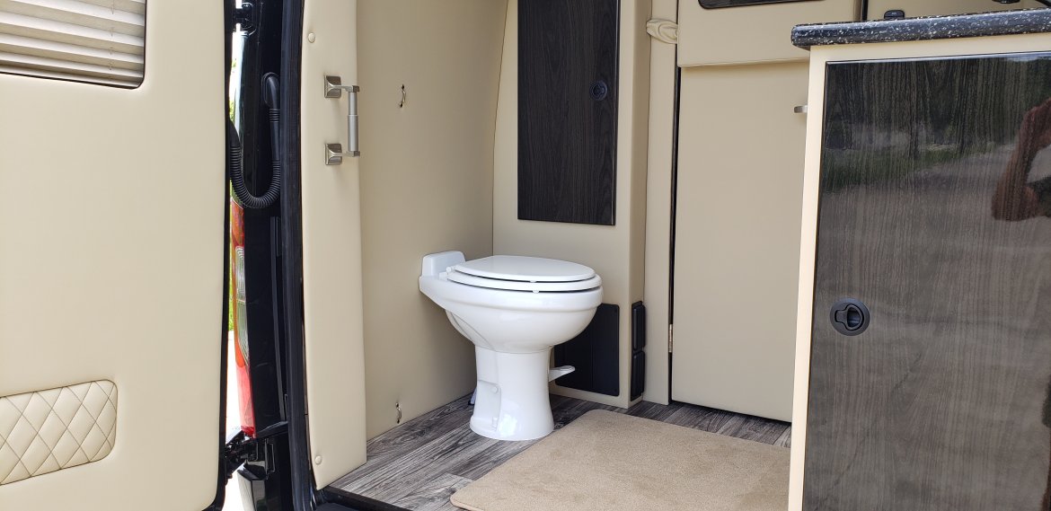 Sprinter for Sale in Houston, TX - Photo 10