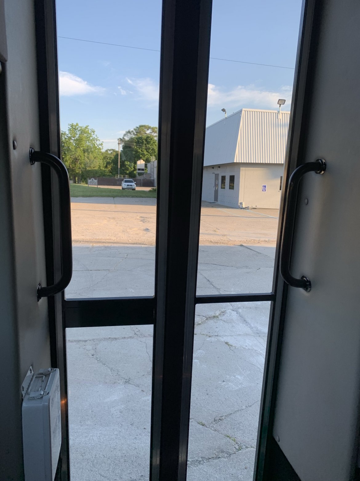 Limo Bus for Sale in Harrison Twp, MI - Photo 18