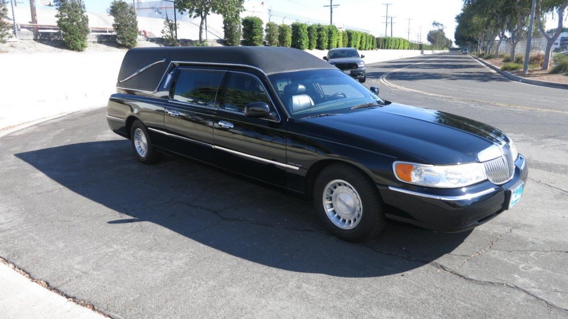 Funeral for Sale in Carson, CA - Photo 13