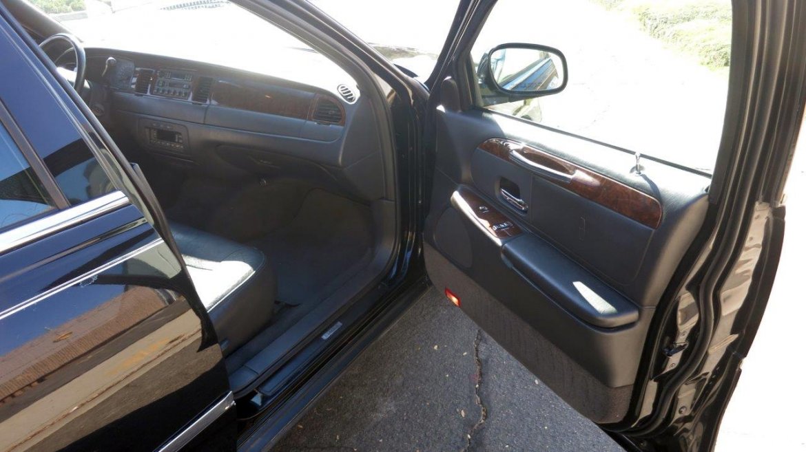 Funeral for Sale in Carson, CA - Photo 9