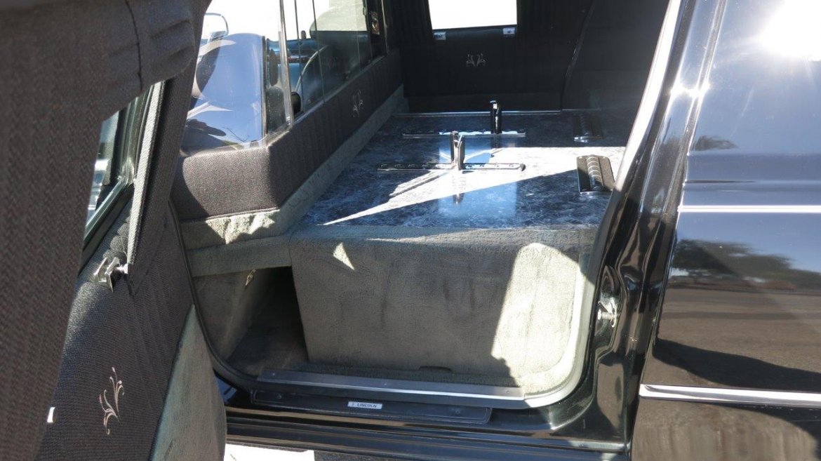 Funeral for Sale in Carson, CA - Photo 11