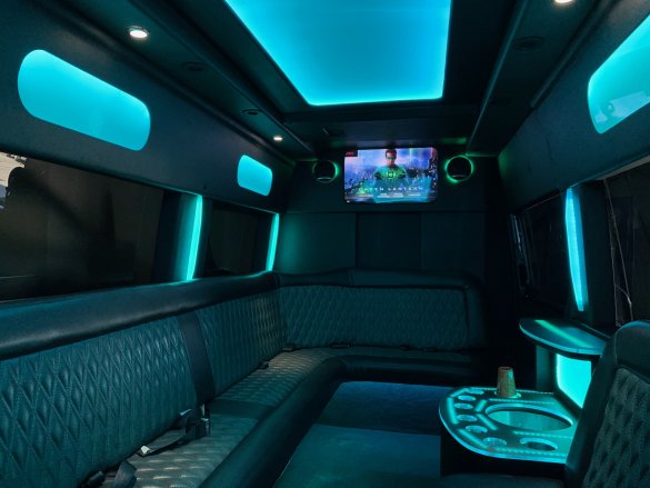 2014 Mercedes-Benz Sprinter 3500 Dually Sprinter for Sale in Aurora, CO - Main Photo