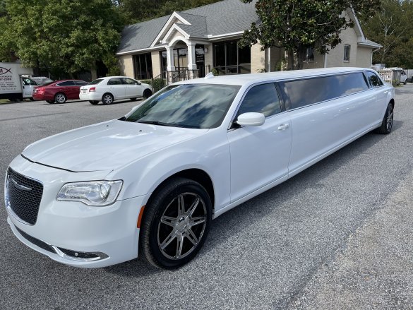 2016 Chrysler 140” Stretch Limousine for Sale in Pasadena, MD - Photo 3