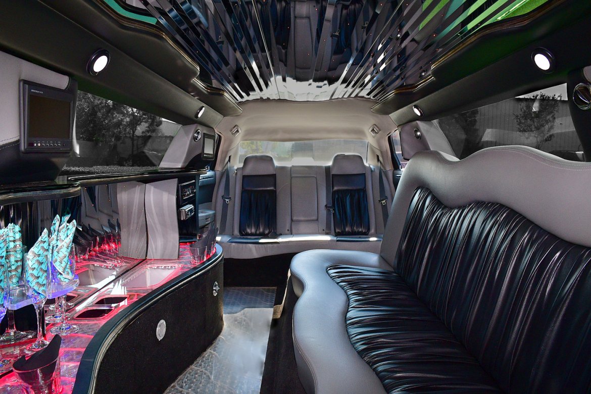 Photo of Limousine for sale: 2007 Chrysler 300 130&quot; by California Coach