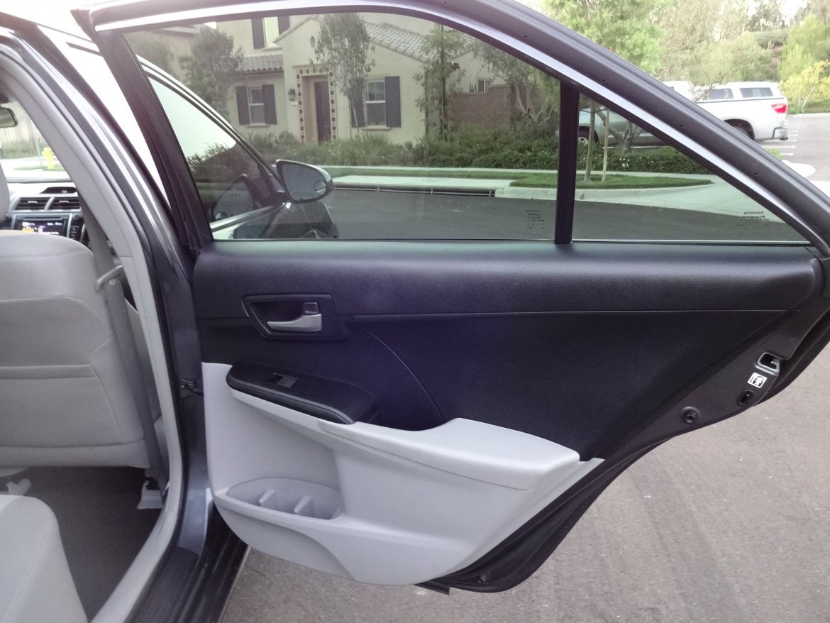 Photo of Sedan for sale: 2013 Toyota Camry LE