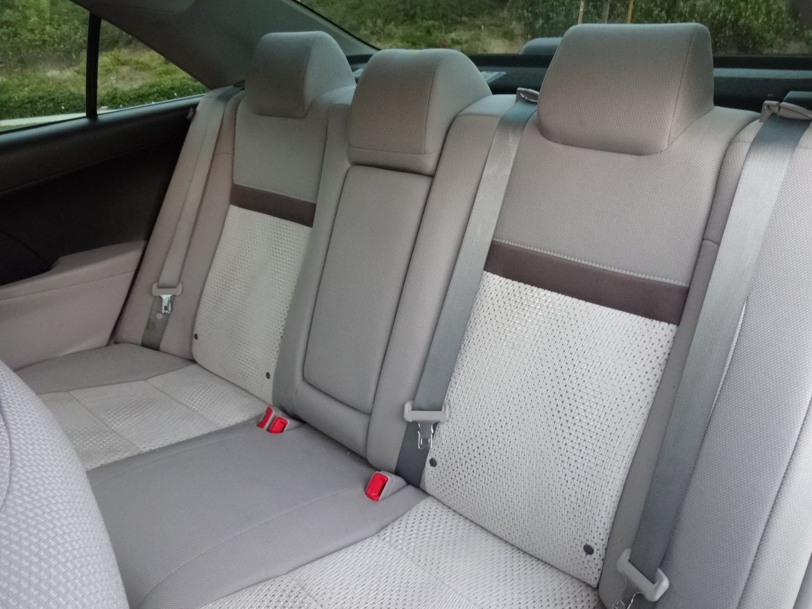 Photo of Sedan for sale: 2013 Toyota Camry LE