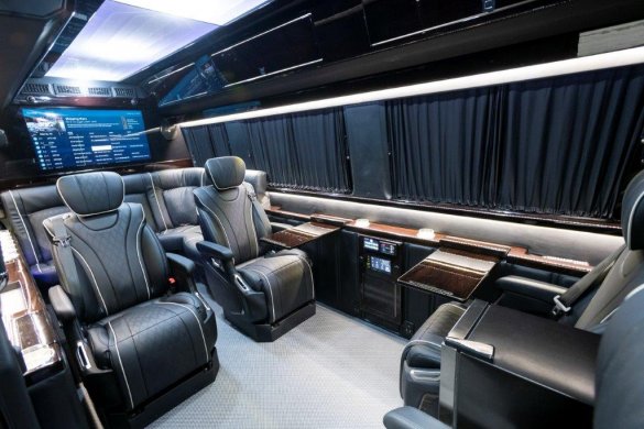 2021 Mercedes-Benz 3500 Sprinter Diplomat Sprinter for Sale in Carson, CA - Photo 3