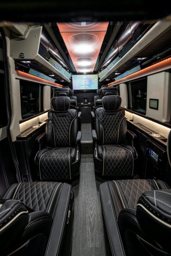 2021 Mercedes-Benz 3500 Sprinter Diplomat Sprinter for Sale in Carson, CA - Photo 2