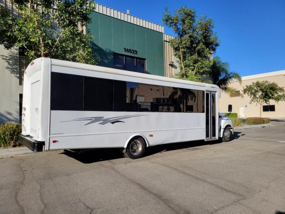 Limo Bus for Sale in fontana, CA - Photo 14